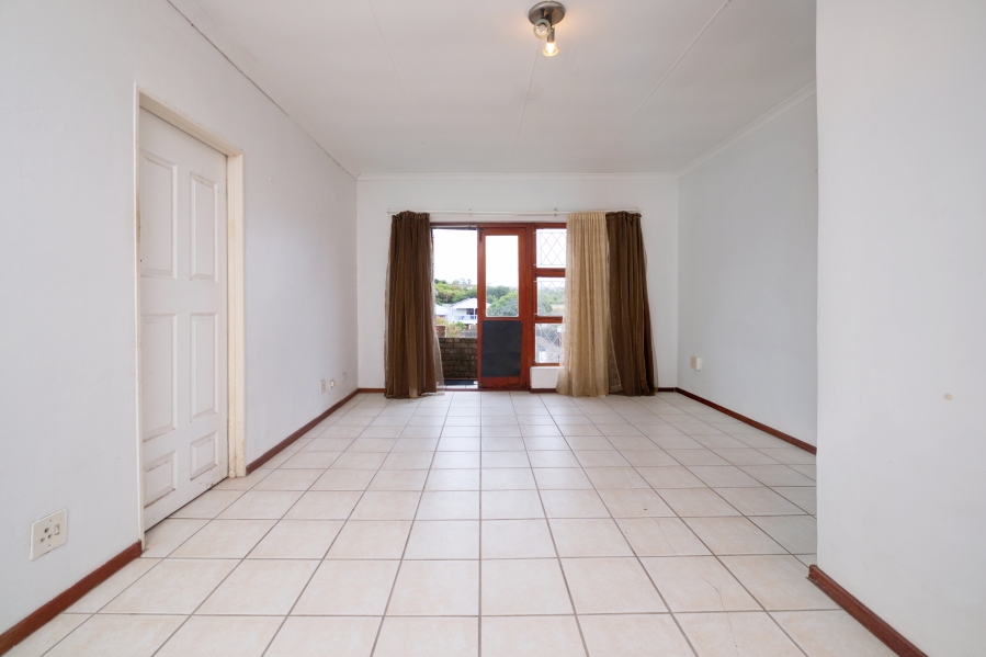 3 Bedroom Property for Sale in Western Hills Eastern Cape